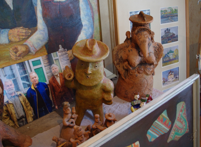 Каргополь, дом-музей  глиняной игрушки Шевелевых