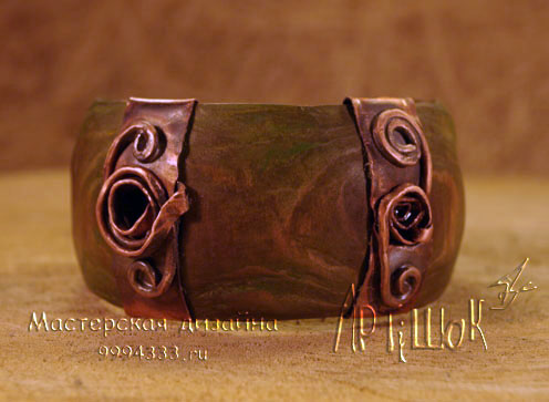 деревянный дизайнерский браслет