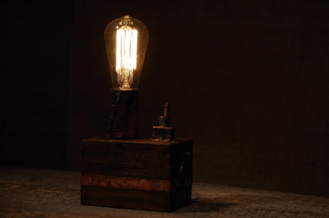 классический  светильник из меди Лампа Эдисона своими руками